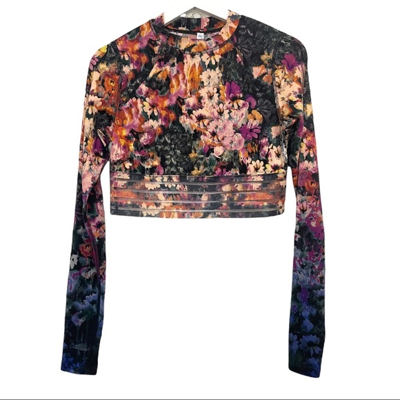 SOLD! Free People Movement Idris Floral Mesh Long Sleeve Crop Top Size Medium - Picture 5 of 12